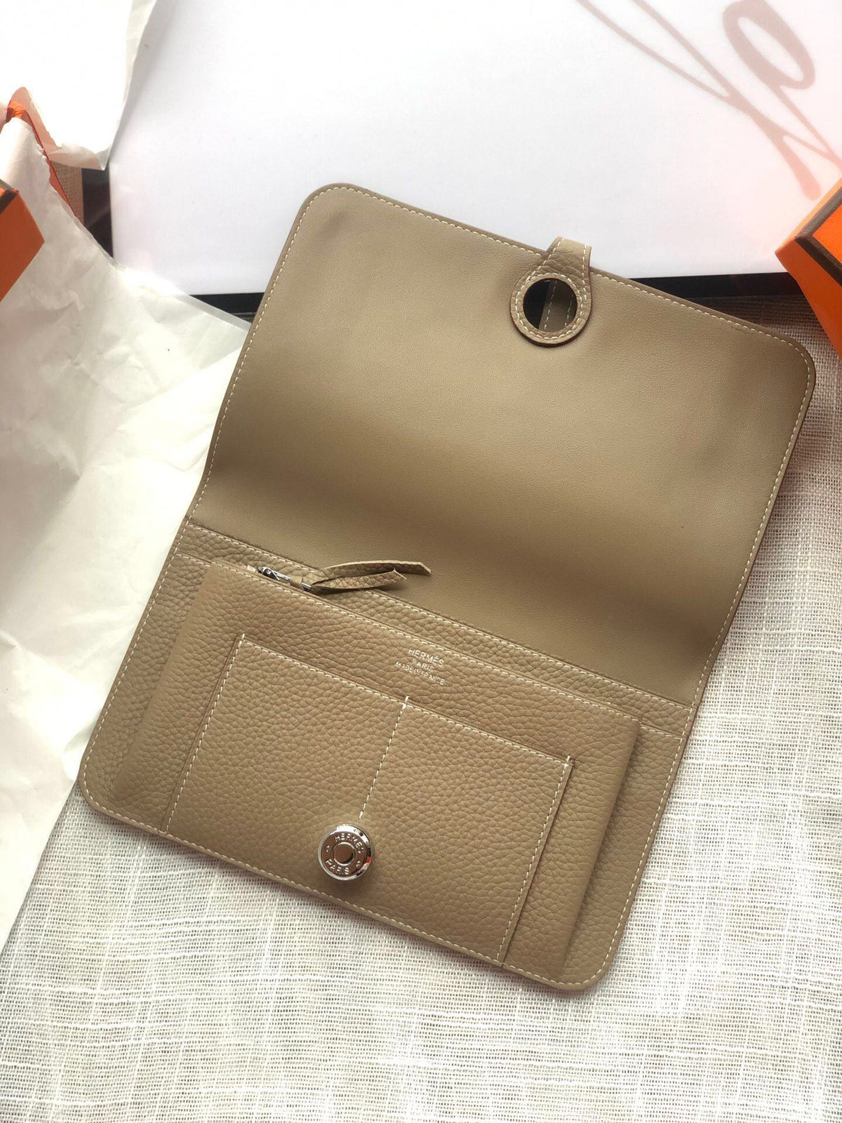 HERMES Dogon Wallet 20 KHAKI Togo Shw
