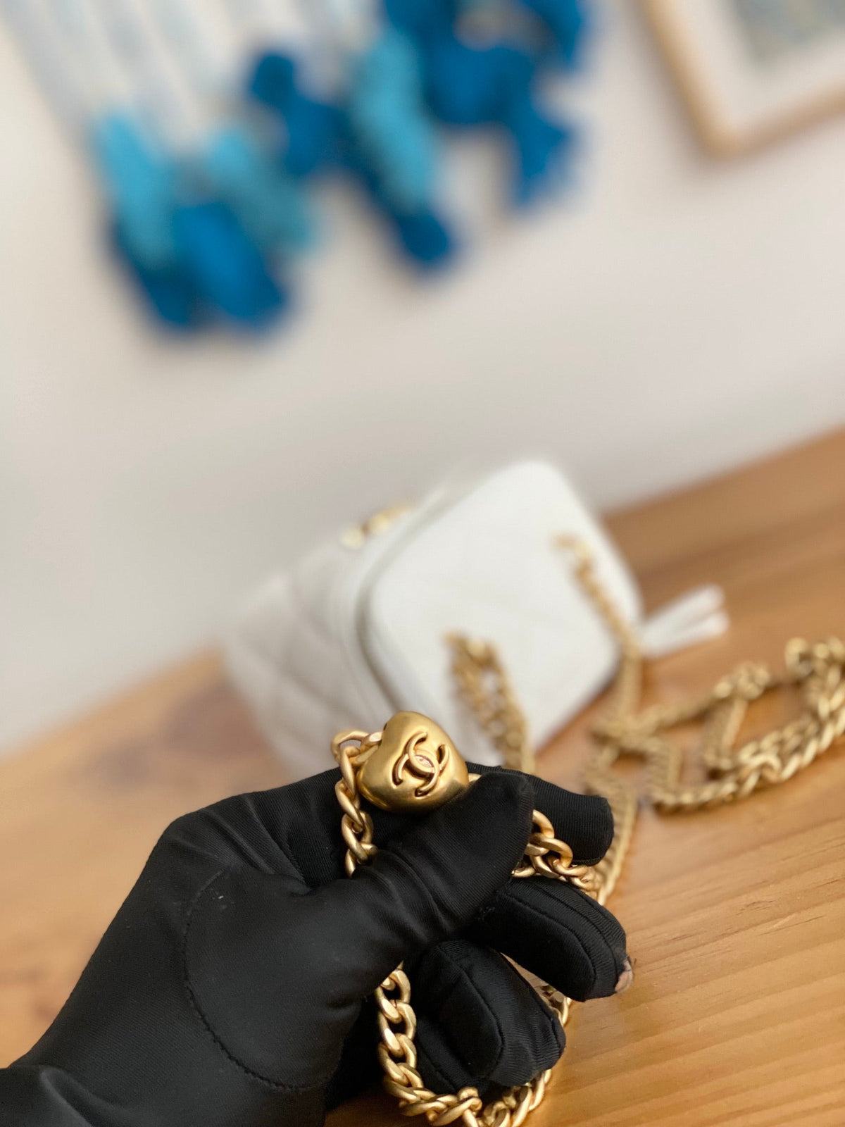 CHANEL MINI 10 VANITY IN WHITE CALFSKIN GOLD HARDWARE