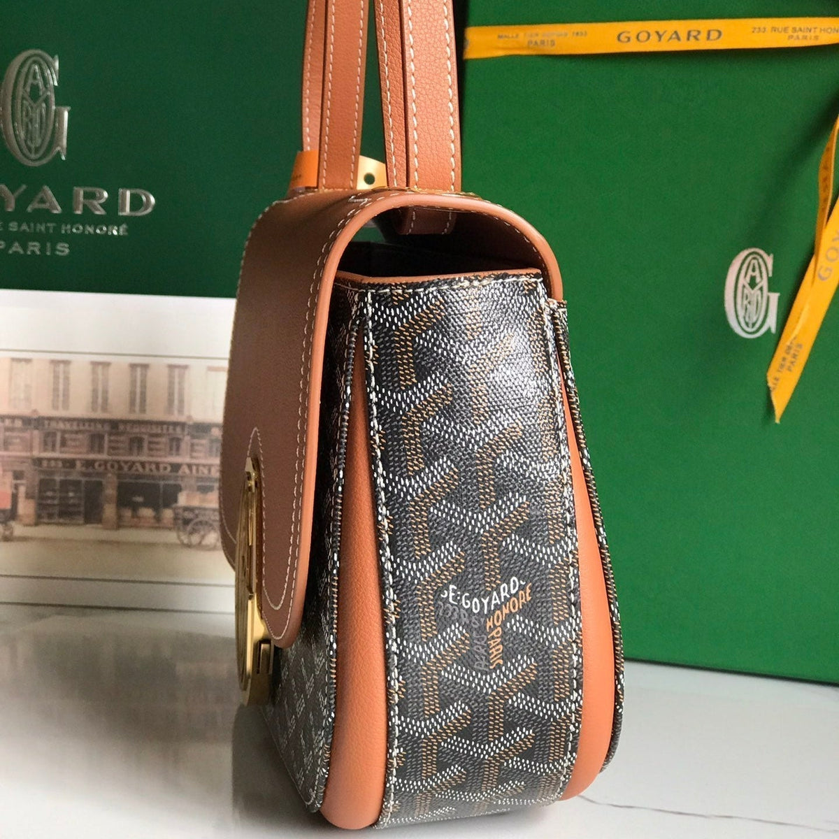 233 BAG 25 IN TAN CALFKIN AND BLACK GOYARDINE CANVAS