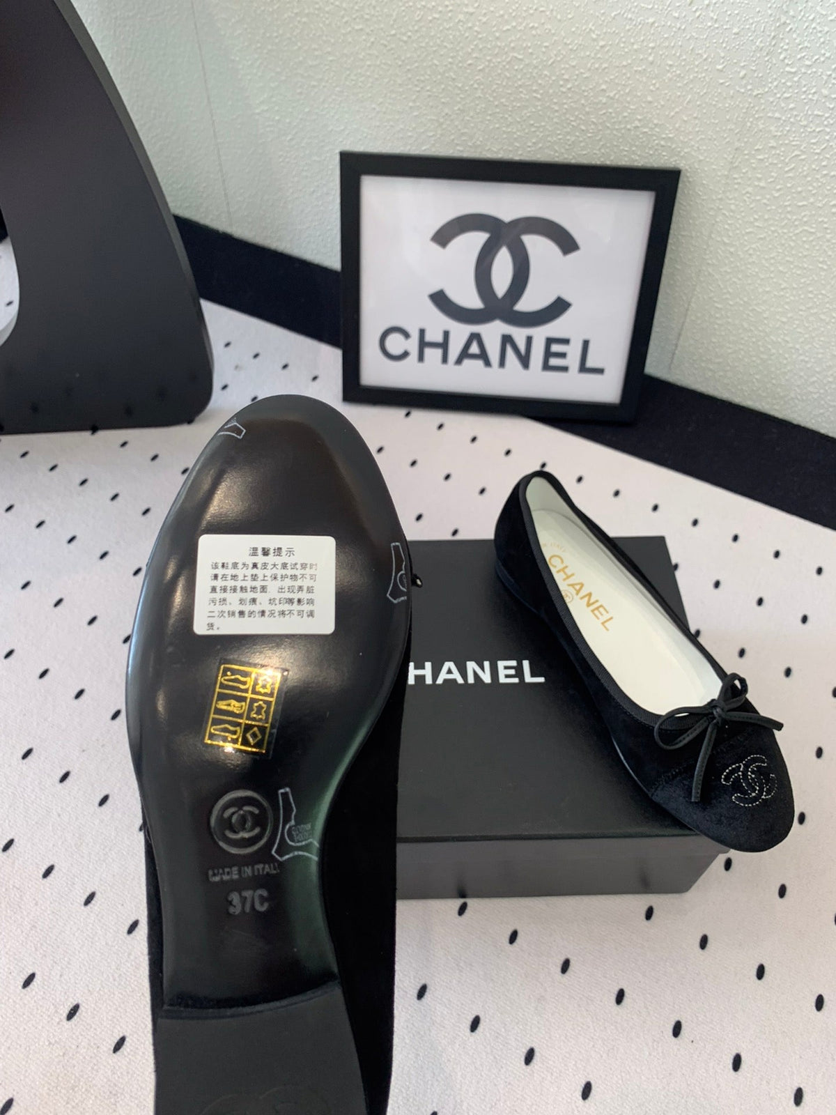 CHANEL BALLET FLAT BLACK VELVET