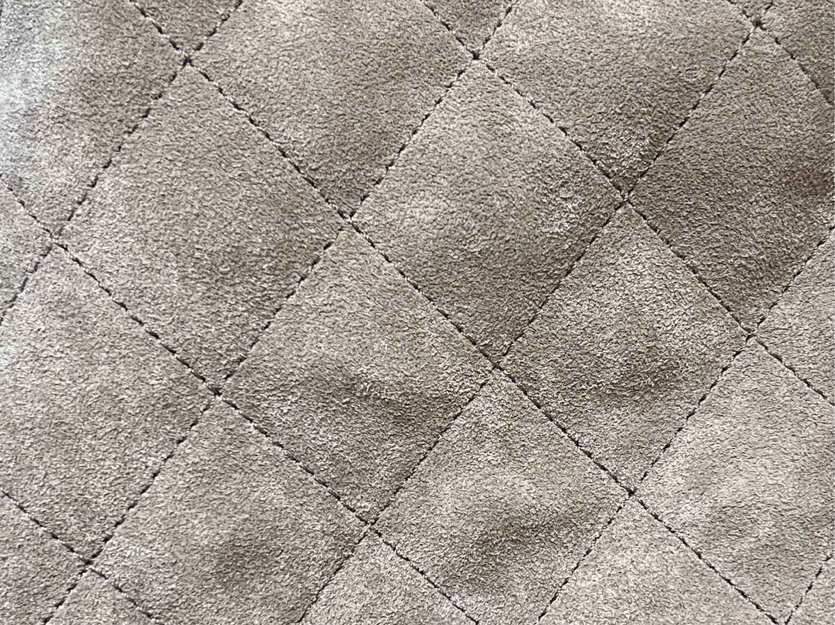CHANEL 25 HANDBAG IN GREY 30 SUEDE GOLD HARDWARE
