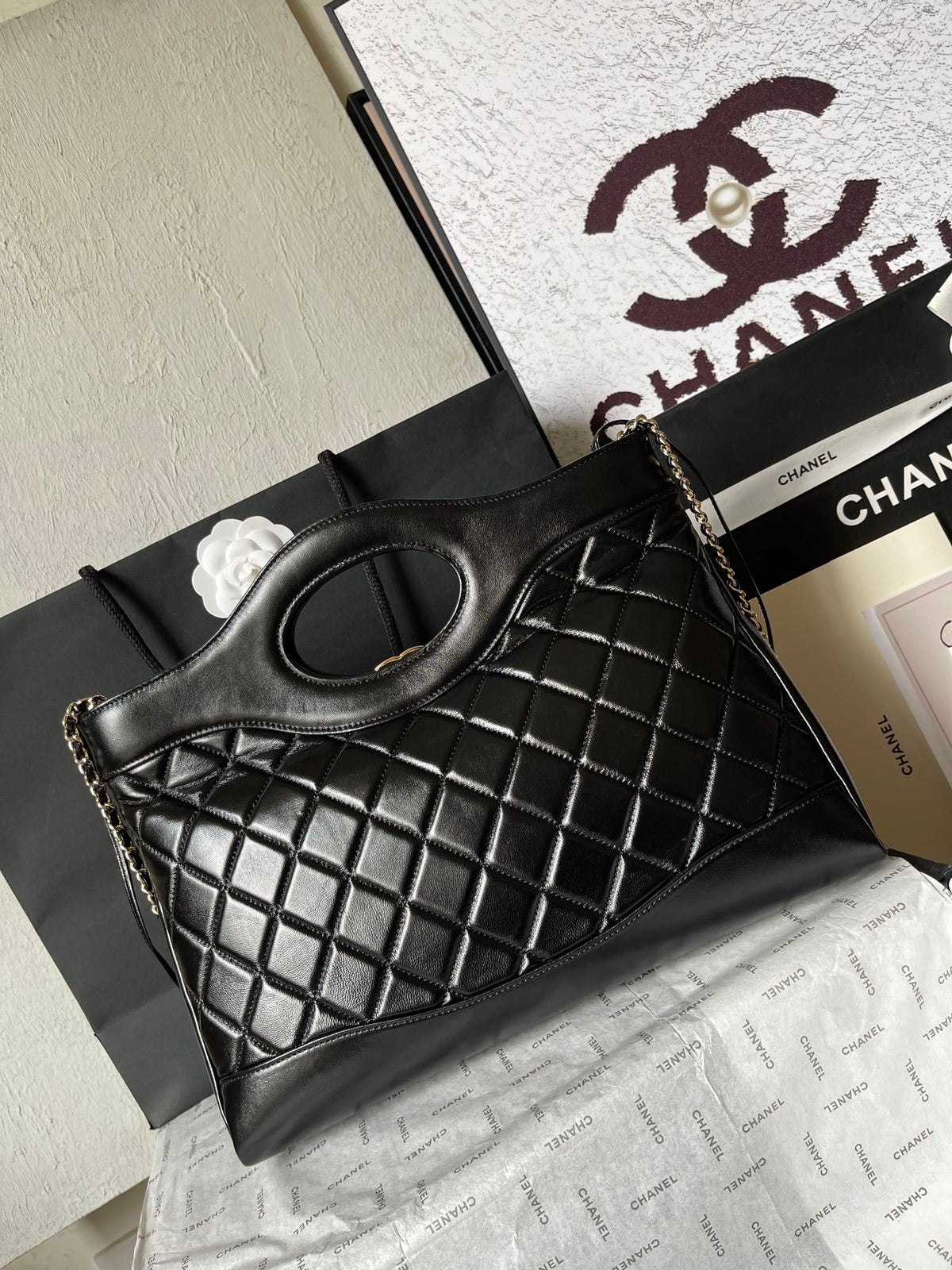 CHANEL MEDIUM 36 SHOPPING BAG IN BLACK CALFSKIN
