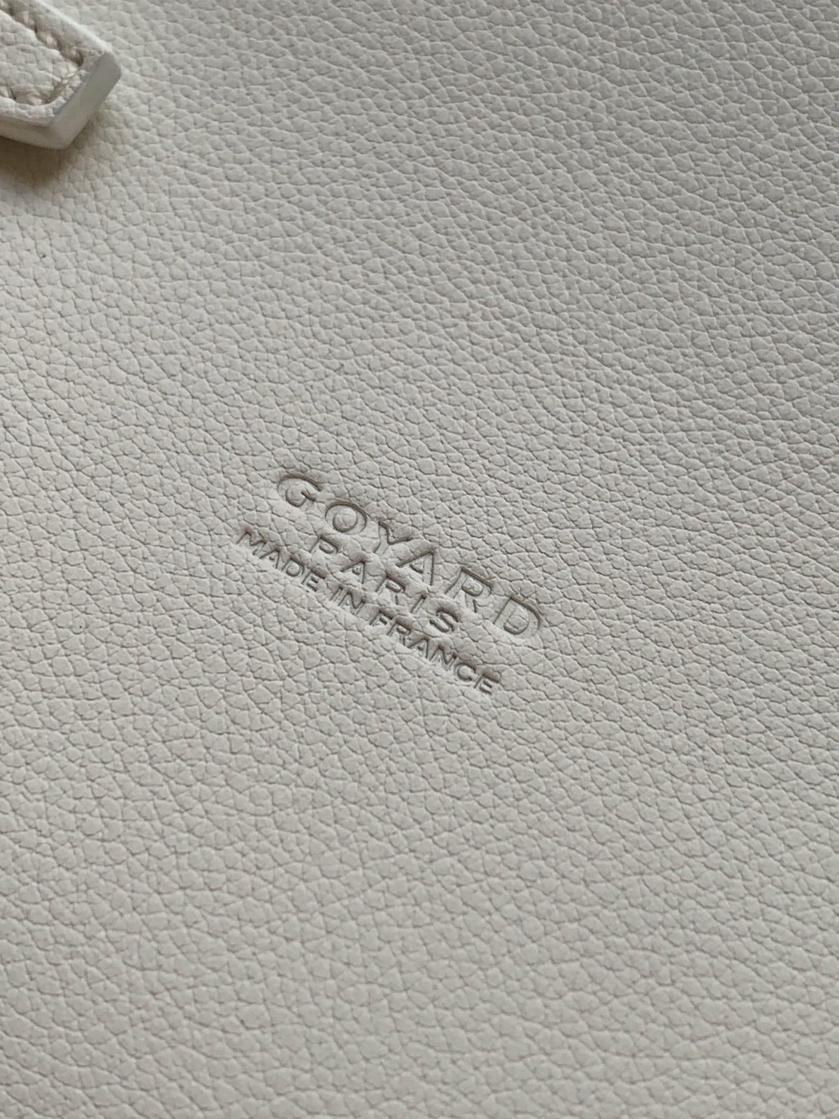 CHYPRE WALLET-POUCH 21 IN WHITE GOYARDINE CANVAS AND CALFSKIN