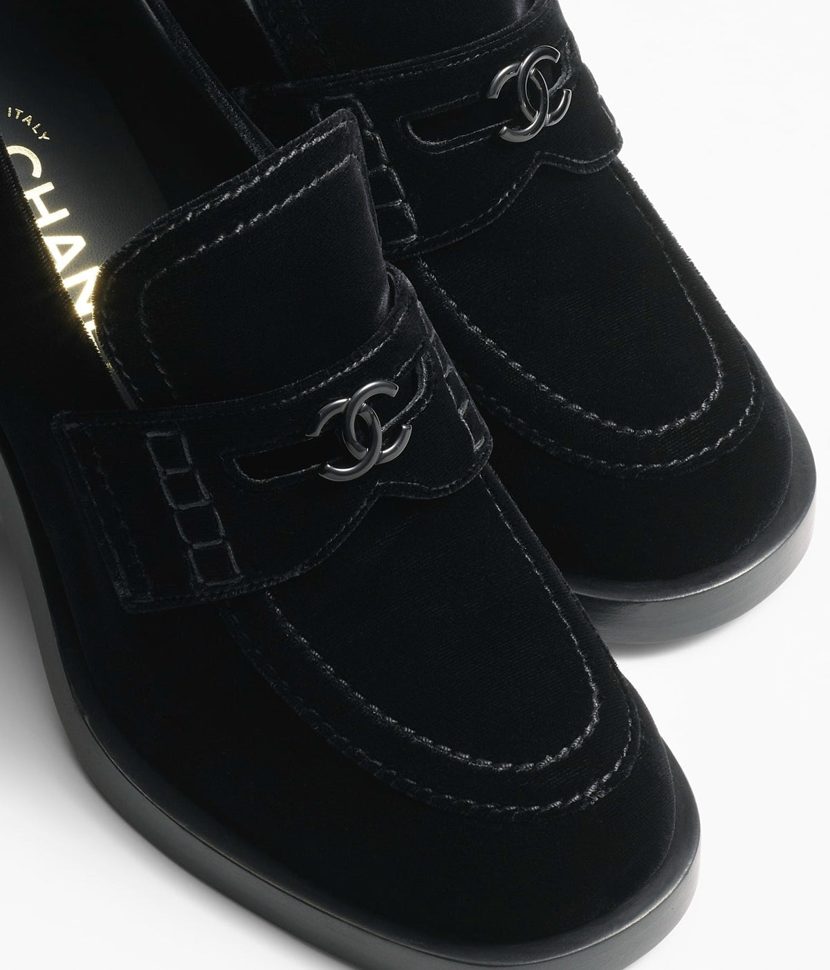 CHANEL MOASINS BLACK VELVET