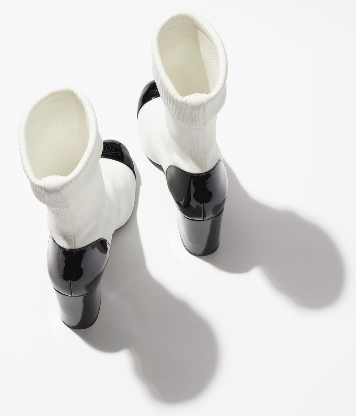 CHANEL SHORT BOOTS WHITE BLACK KNIT PATENT CALFSKIN