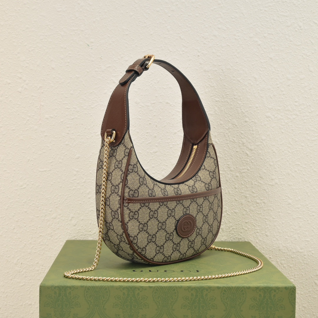 Gucci GG Retro Half Moon Bag-726843
