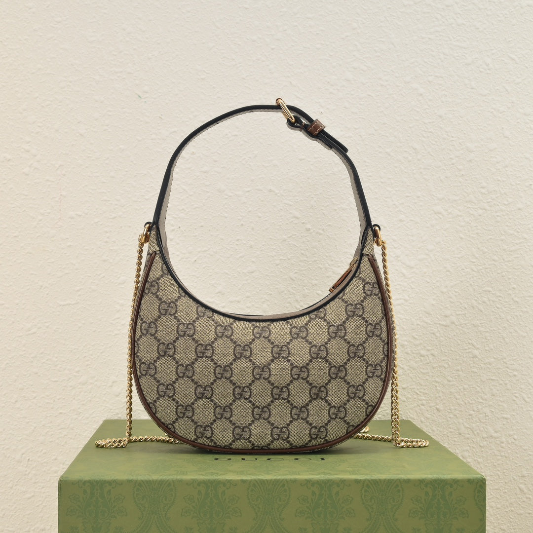 Gucci GG Retro Half Moon Bag-726843