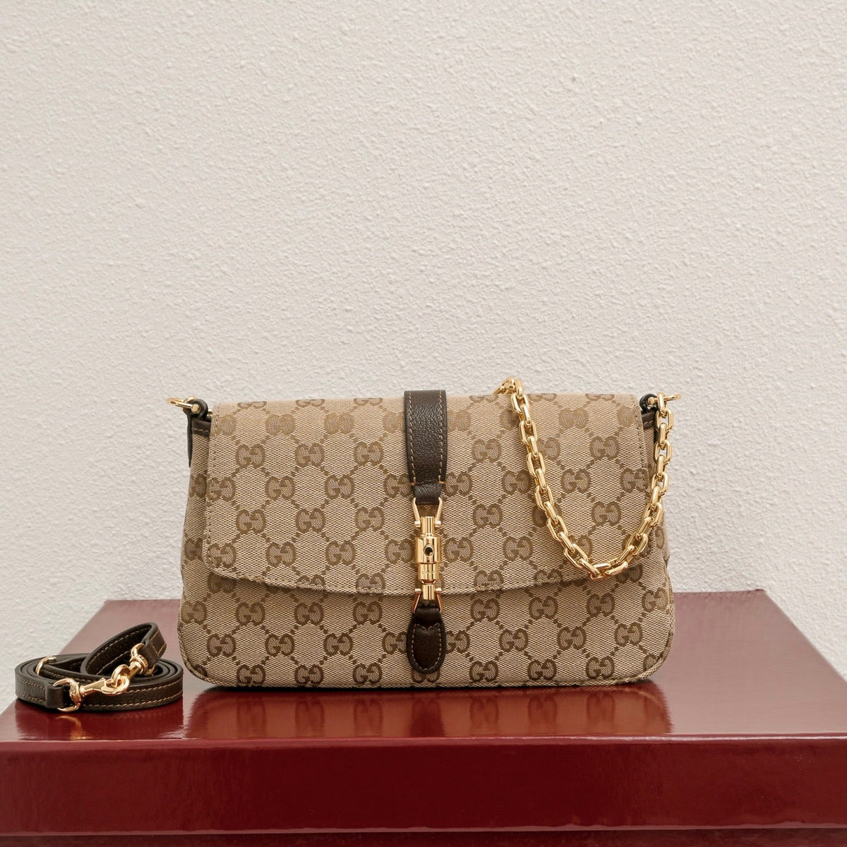 Gucci GG Apertivo Medium Shoulder Bag-866720