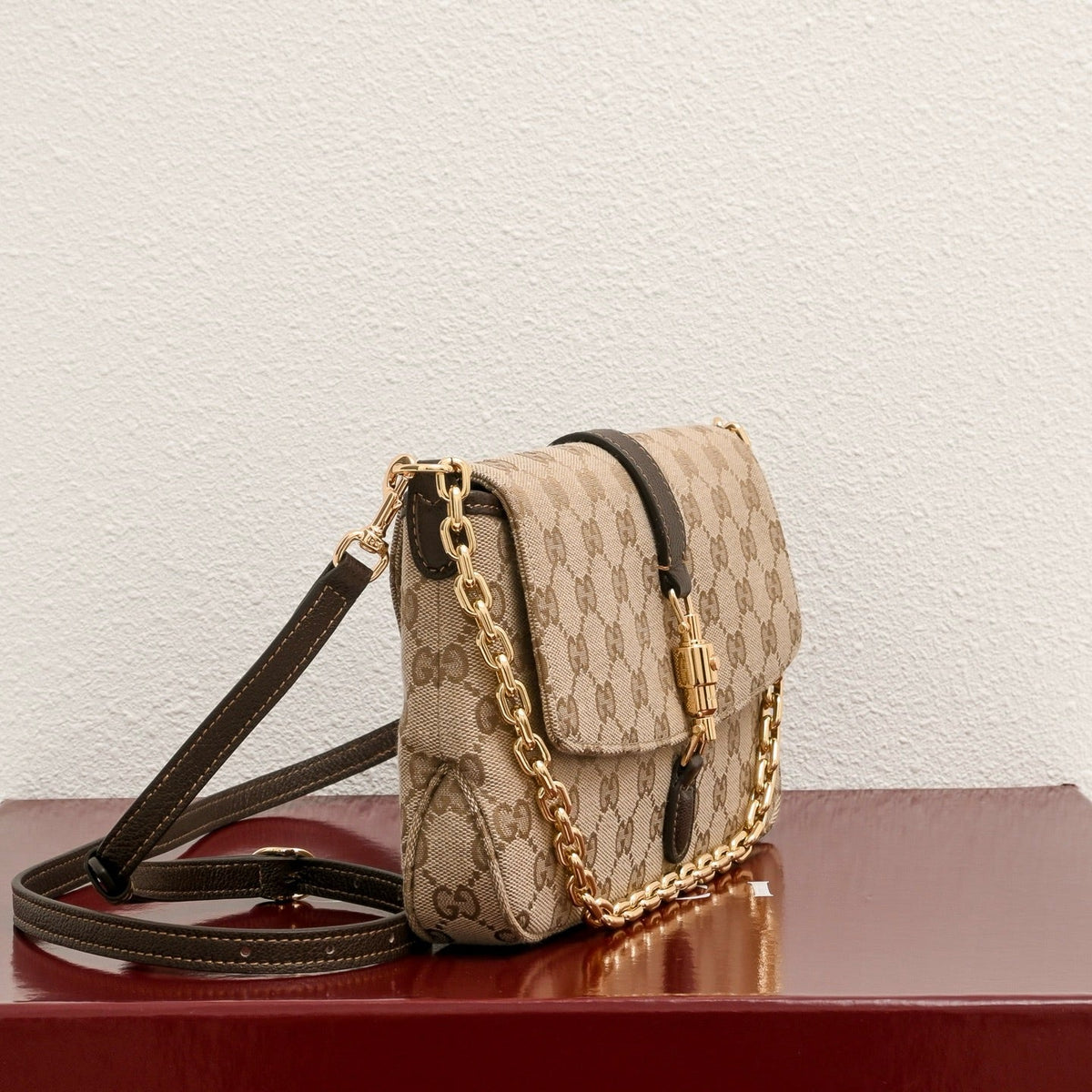 Gucci GG Apertivo Medium Shoulder Bag-866720