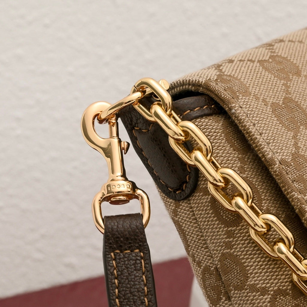 Gucci GG Apertivo Medium Shoulder Bag-866720