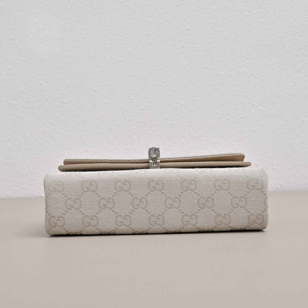 Gucci GG Dionysus Small Tiger Head Shoulder Bag-876531