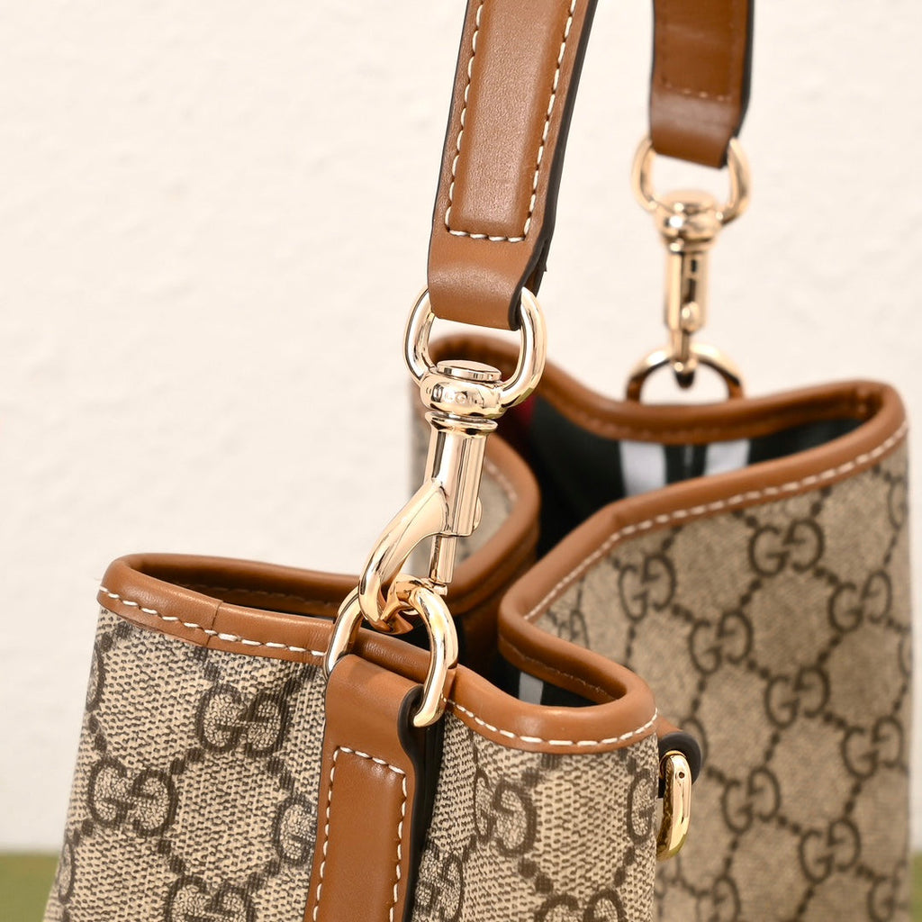 Gucci Emblem Bucket Bag-815118