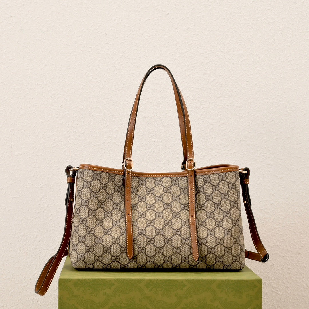 Gucci Emblem Small Tote Bag-815214