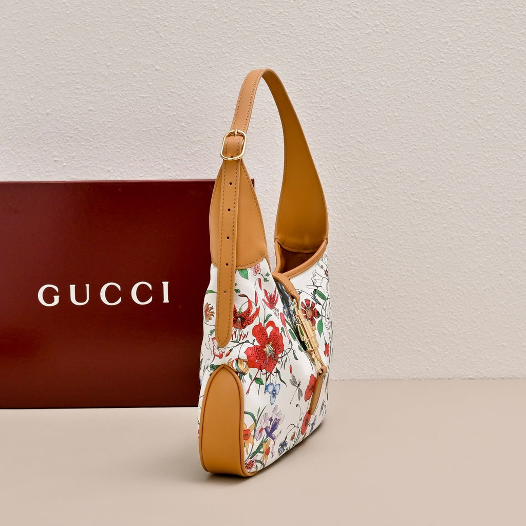 Gucci Jackie 1961 Flora Shoulder Bag-863136