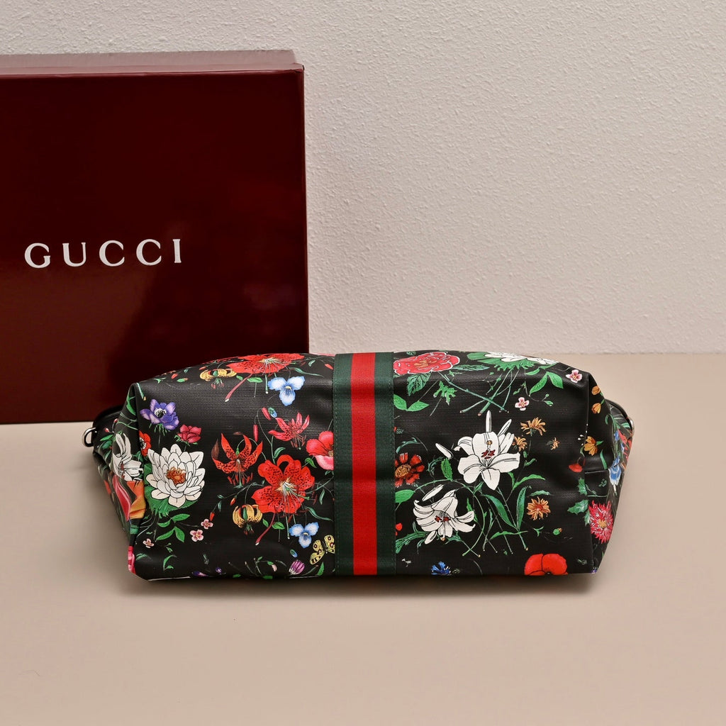 Gucci GG Giglio Floral Tote Bag-853971
